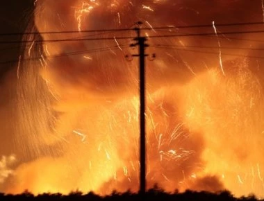 Εκρήξεις σε αποθήκες πυρομαχικών στην Ουκρανία κοντά στο Ντονέτσκ: Απομακρύνουν 10.000 κατοίκους - Προληπτικό πλήγμα;